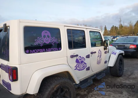 2015 Jeep Wrangler Unlimited Sahara из США, поврежденный, VIN 1C4HJWEG9FL693344